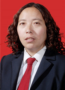 英语高级讲师：侯丁毓