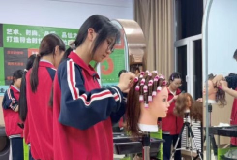 理发.jpg